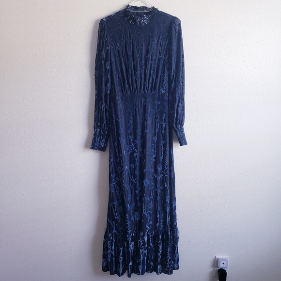 Baltic Born Penelope Midnight Blue Velvet Floral Long Sleeve Dress Maxi - Picture 2 of 10